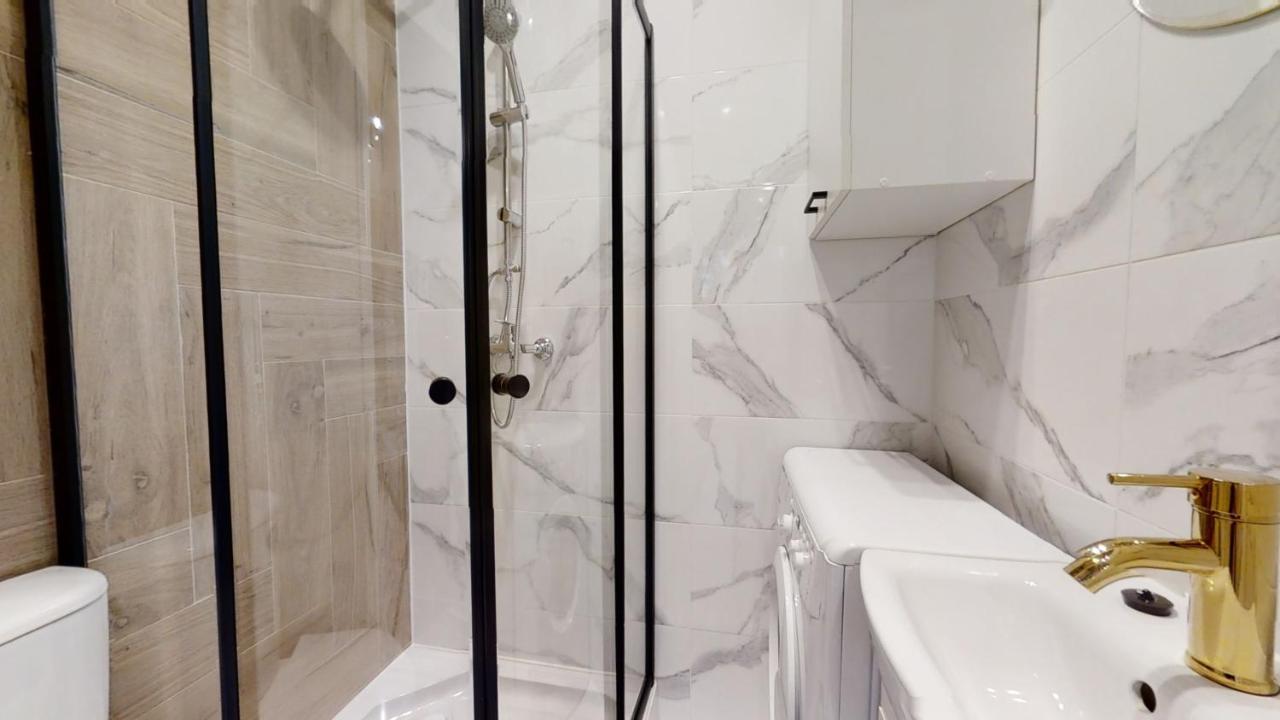 Grabowska 8 By Homeprime Warsaw Ngoại thất bức ảnh