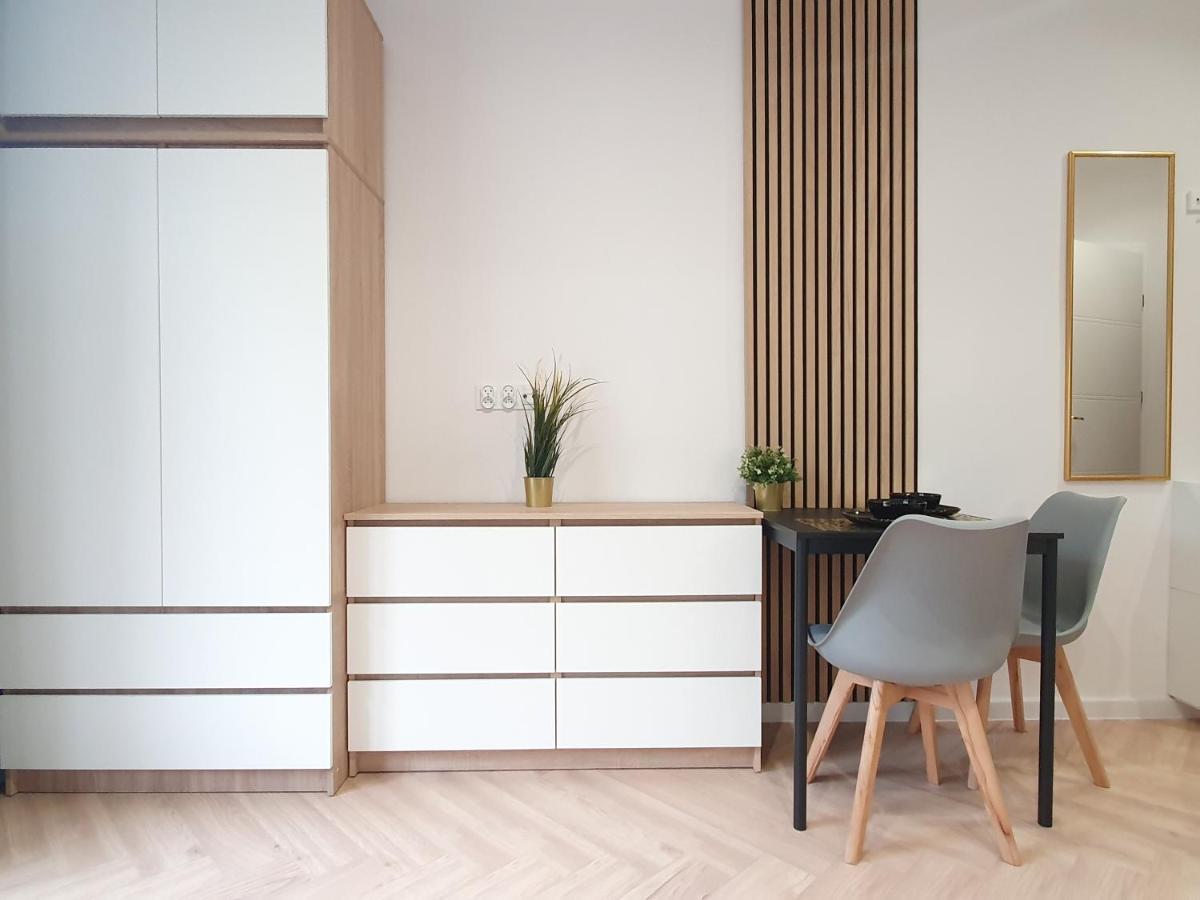 Grabowska 8 By Homeprime Warsaw Ngoại thất bức ảnh